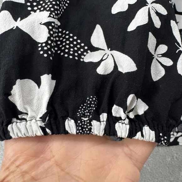 Talbots Top Womens L Black Butterfly Smocked Scoop Neck 3/4 Sleeves Elastic Cuff - Picture 7 of 15